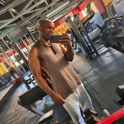 ricardo61840154's profile picture. 