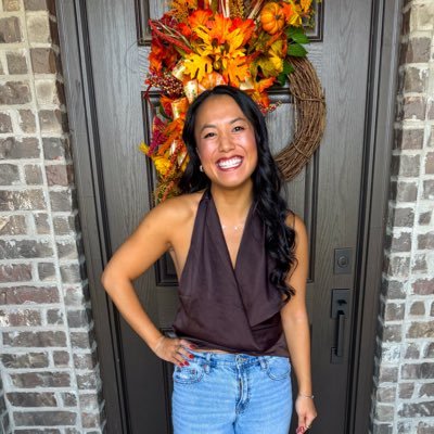 anneliseswiftie's profile picture. @taylorswift13 BEST. CONCERT. EVER. 🫶 || In My Showgirl Era❤️‍🔥🧡 || #TSTheLifeofaShowgirl