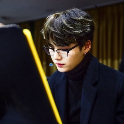 luna_fleuri_'s profile picture. 🐱よりのオルペン　新規ARMY いろいろ教えてください