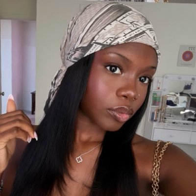 shaye_mingg's profile picture. i never said i was a good woman