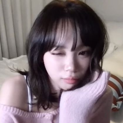 swaniefim's profile picture. ࣪˖ ִֶָ་༘࿐
la vida x lesserafim taylor y bangtan
₊‧ ୨୧