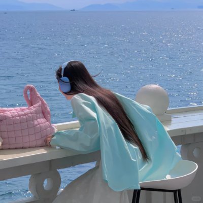 br_3beckham's profile picture. Wandering stars 🌌; tasting stories 🍇