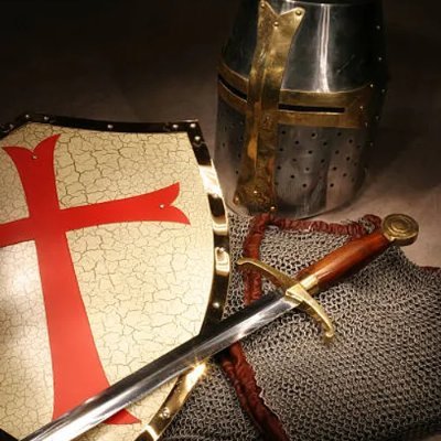 Catholic Husband, Father,  striving daily to uphold the Catholic & Apostolic faith in times where it's necessary to distinguish between Church & Anti-Church.