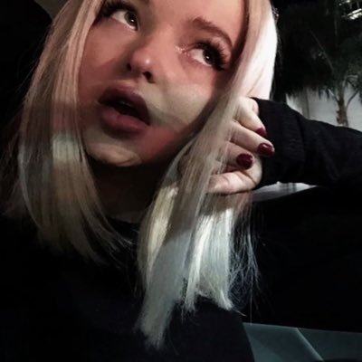 onlyfyeshi's profile picture. girls can gamble too lol…