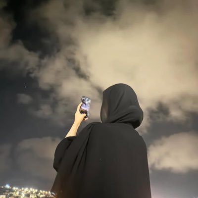 js2030n's profile picture. الأب وجوده بالدنيا قوة اللهم ارحم ضُعفي بعد ان فقدت قوتي وارحم ابي اضعاف شوقي له .