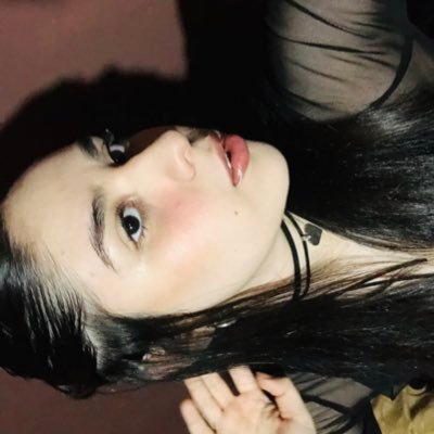 evegnzl_0's profile picture. 