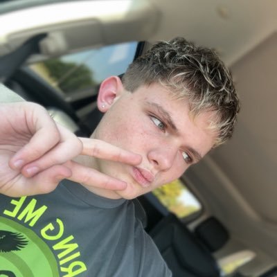 illbe89_'s profile picture. @showbizswiftie’s priv | 16 | okie