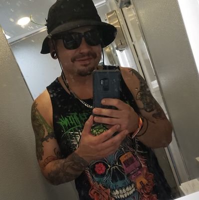 framesguerra's profile picture. Amy's not Breathing Drummer at night. Grease monkey by day. Burger Smasher on Weekends. Everything happens for a reason.
I'm always down for beer and weed.