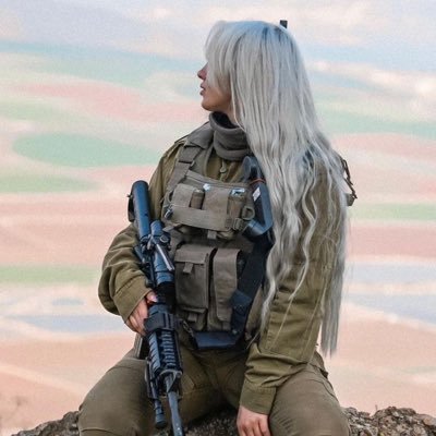 Proud of Israel 🇮🇱 citizen volunteering & defending my mother's land offensively freedom to Israel 🇮🇱🇮🇱