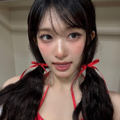 °.*〜🤍ゆん🤍〜*.°
お取引　100↑                10/13大阪オフイベ参戦予定˚✧₊⁎