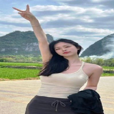 MoiraS21251's profile picture. 