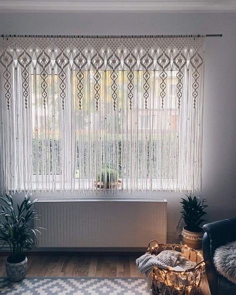 SabriiDenia's profile picture. Confia, é assim que o single deve soar