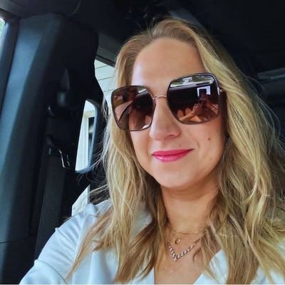 emilypark4111's profile picture. art collector, supporting creativity in digital era