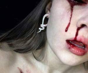 y0203km's profile picture. And there's always a couple tryna take your place