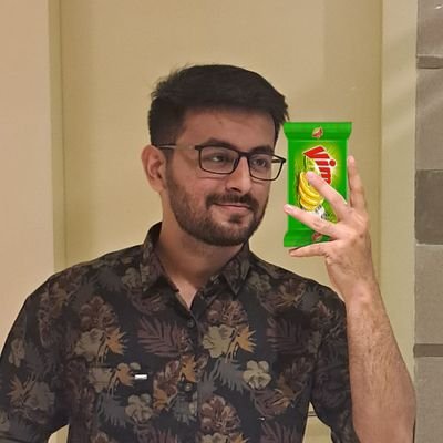 kuchbhikunal's profile picture. cats, keyboards and APIs.