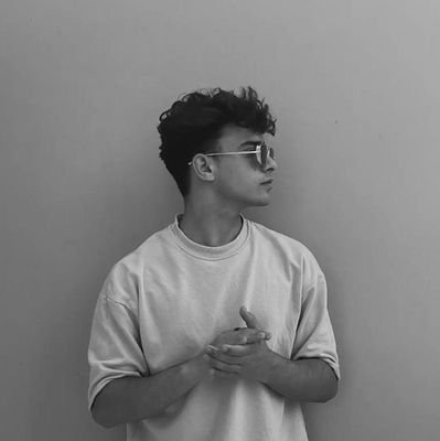 ui9_eo's profile picture. 