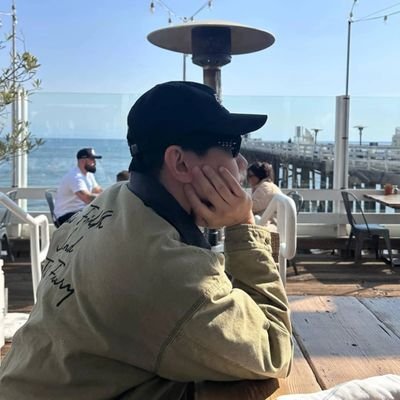 jjlinofficial11's profile picture. The Official JJ Lin Instagram
#JJLinFinalLap
#ifmiracleshadasound