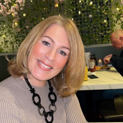 hayleymcinally's profile picture. 