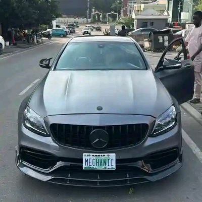 E99394Fowobi's profile picture. Happiness ☺️❤️