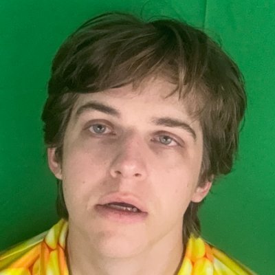 BROJANGSTER's profile picture. try to find me and tickle me, i bet you can’t 😎😎