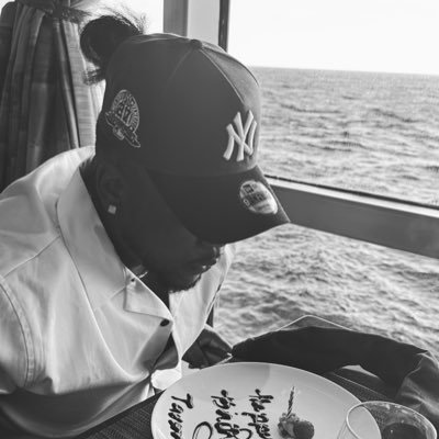 LYounglasstmc's profile picture. 