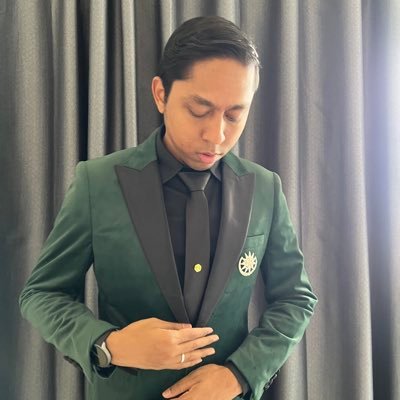 limie_'s profile picture. A system engineer with many thoughts behind his head