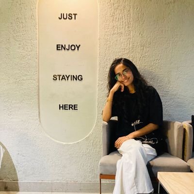 Astha093's profile picture. 