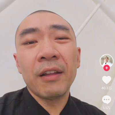 Richie_ww's profile picture. 𝘙𝘢𝘵𝘪𝘰𝘯𝘢𝘭 𝘪𝘯𝘷𝘦𝘴𝘵𝘰𝘳.