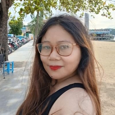 demoiselleIntan's profile picture. passionnée du français/enjoy worldly pleasure, yet attached to God/belajar terus sampai pintar