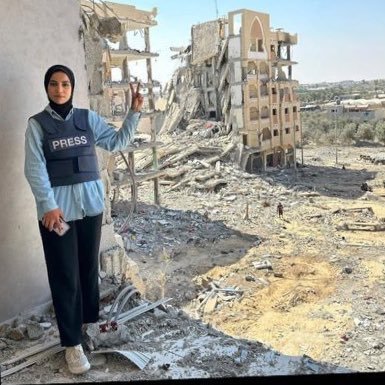 Award winning journalist and Aut 📍🎙️ Gaza,🇪🇭 hello from my heart to you. I tweet for a living. No, I do that to feed the trolls. BDS #FreePalestine🇪🇭🇪🇭