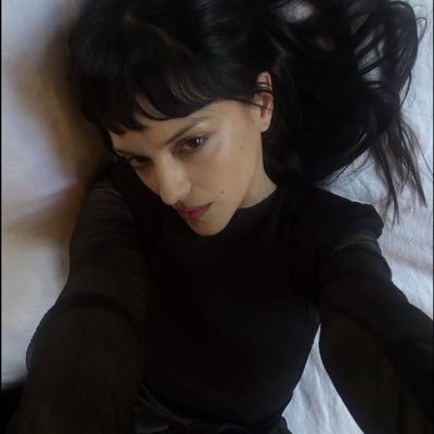 _awes4m's profile picture. parody account.