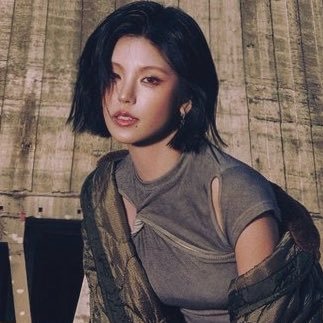 https://t.co/0dsr4GvC5t Born to lead, forged to conquer. Her crown is fire, her throne is your submission. 🌈 https://t.co/04jb85SHHo