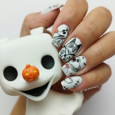 💅Nail Art 🛍️Reviews 📦Unboxing 🥞Recetas
🎥|YouTube: +25K ¡Cosas #GRATIS! 🤑
💞|+11 AÑOS en Blog y RRSS #UGC
Collab: ElMundodelNailArt@outlook.es 💌