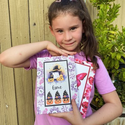 EsmesLittleShop's profile picture. ✨Esme’s Little Shop✨
📝 Personalized notebooks & editable invites 💻
👧🏼Designs inspired by my 6-year-old assistant 👧🏼
⬇️Make moments uniquely yours!⬇️