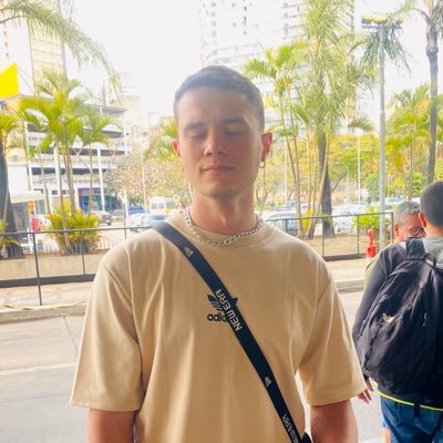 braguinha220's profile picture. https://t.co/pRAVeGVLqH