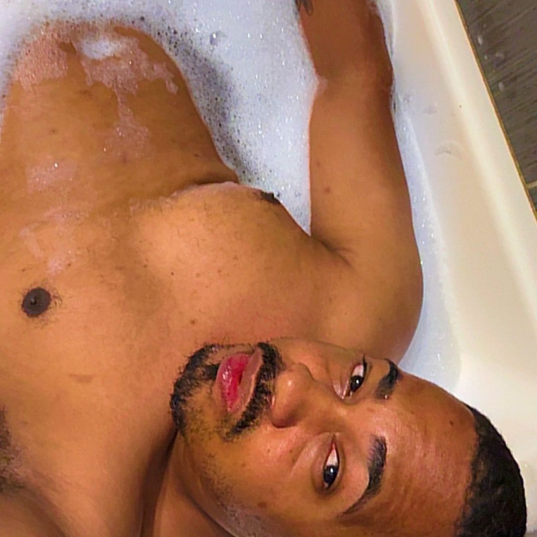 AlfredoBrukcg's profile picture. 