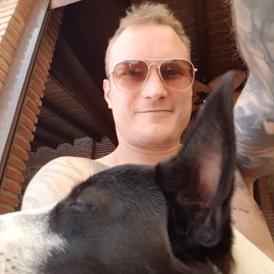 BenJamin1537734's profile picture. I dont know why i https://t.co/V72z7VNbLk