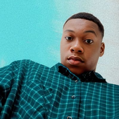 PromiseAkp36591's profile picture. Jovial, Pencil Artist🎨🖌️ 
Music Addict