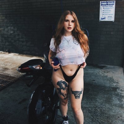 goddessautumn98's profile picture. Barista☕️ @thegndespresso / Model at @xsensualpdx / Insta: barista_autumn