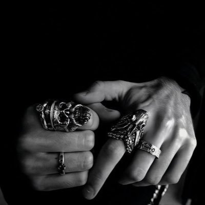 1vrlli's profile picture. 