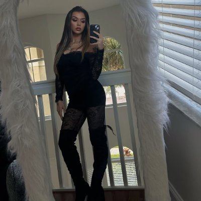 GothicChicPunk's profile picture. 