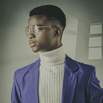 OyedeleTootan's profile picture. A creative Graphic designer