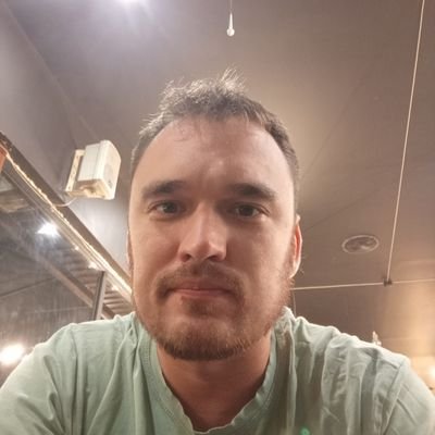 IndieHackEu's profile picture. web dev on the indie hacker path 🤓 | 100+ linkedin connects in 1 click (no bans) https://t.co/knYSP7ctJh