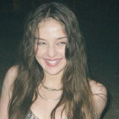 falanfilanya_'s profile picture. 