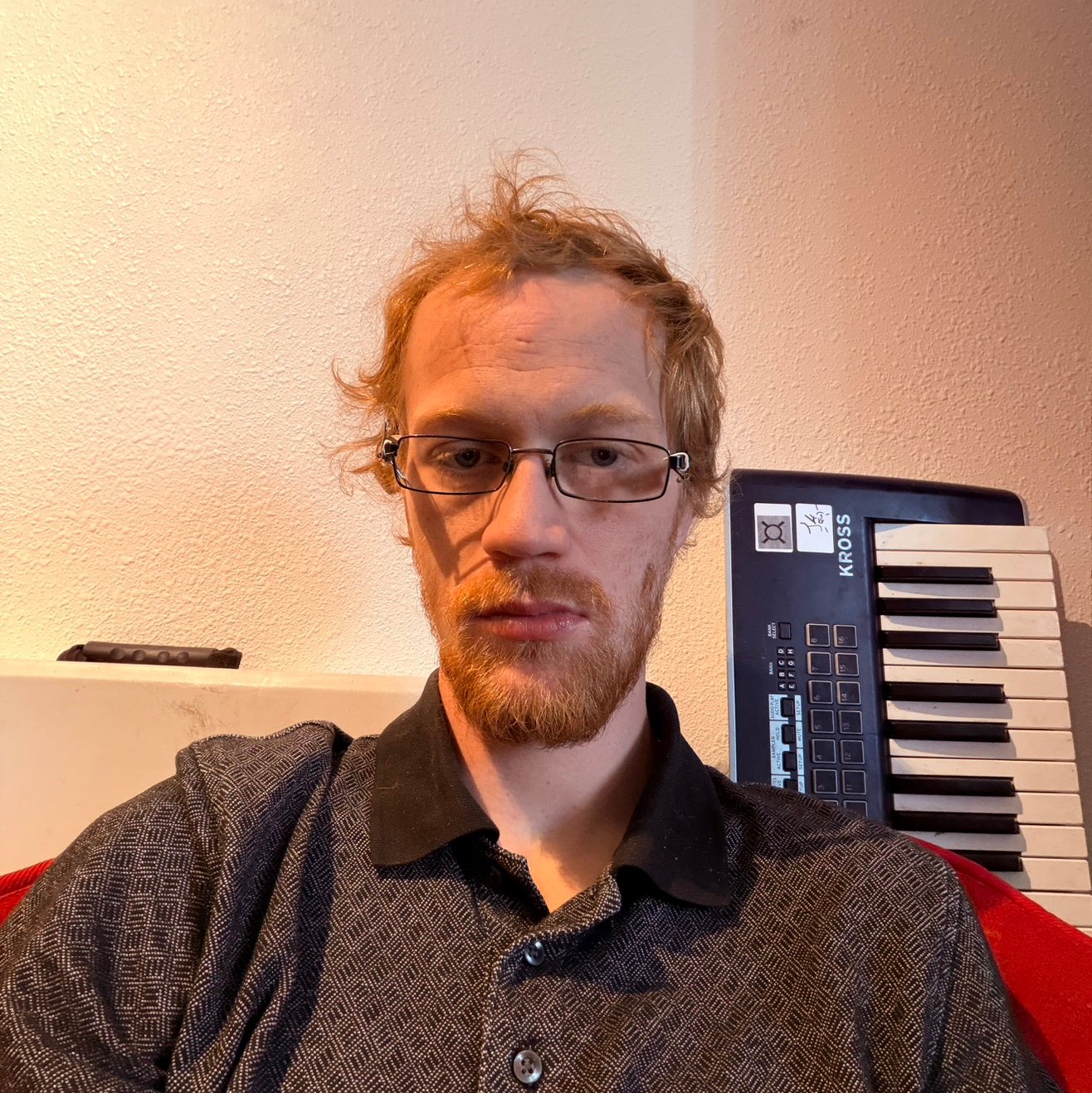 J4SUNLive's profile picture. Space Connector