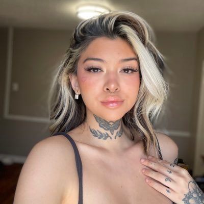 GoddessMelee's profile picture. Bratty • Foot Queen • pro ball buster || tribute $40 | No tribute • No attention 🤐