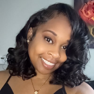 KimmieDeez's profile picture. #FloridaGirl 🌴☀️🌊 #FAMU 🐍#AKA 💗💚