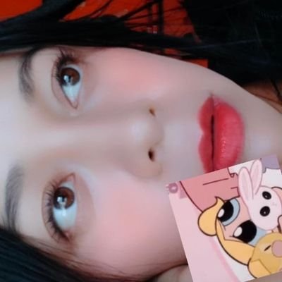 TbcytdgPink's profile picture. De Octubre es el amor de mi vida! ❤
🐰🐭
Ni borracha, ni buena muchacha.
Quería ser un Hobbit, pero resulte un enano.