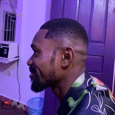 valsolomon94's profile picture. Social Work Professional👨‍⚖️》SDG4 Ambassador📚 》SRHR Advocate👥 》Chelsea Fan💙》Men Agaiñt GBV〽️》Ghost writer🖊📝》God's Son🤗》