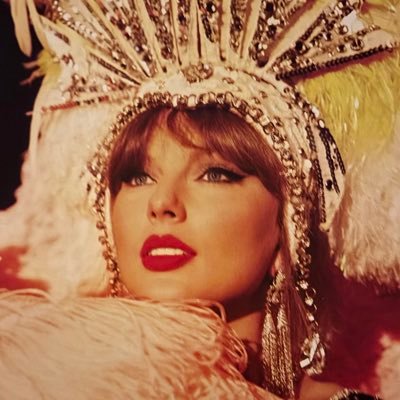 gi_taylor13's profile picture. the life of a showgirl 🧡